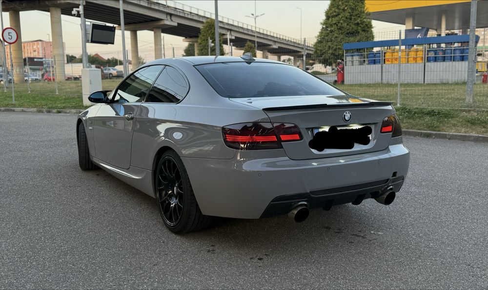Bmw e92 325i 2.5i