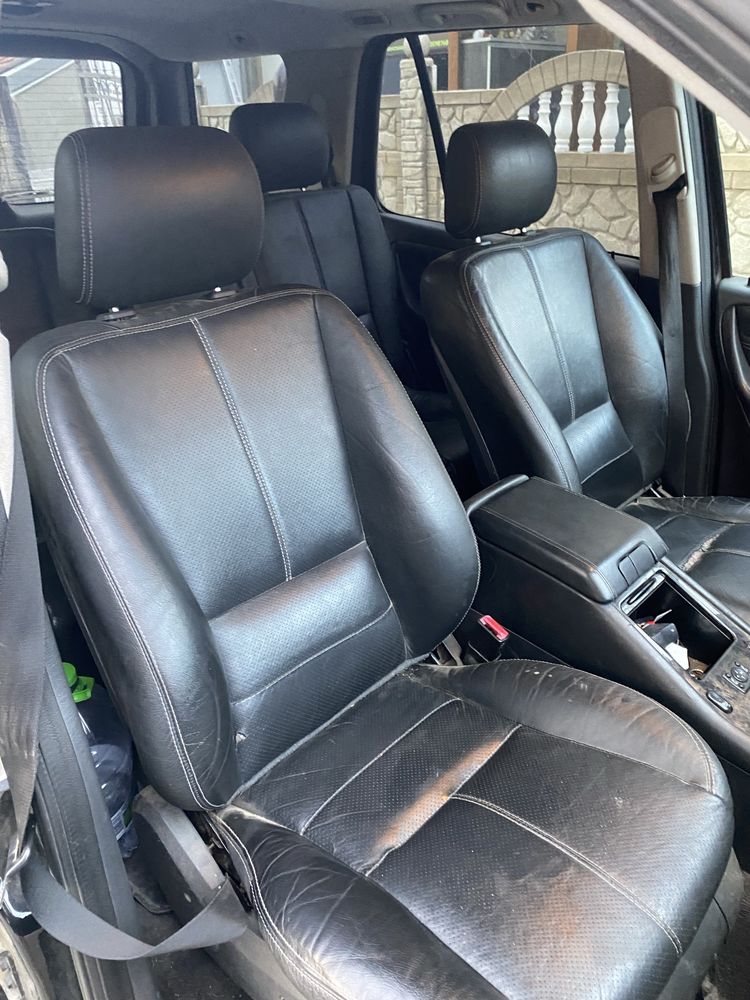 Mercedes ml270 на части