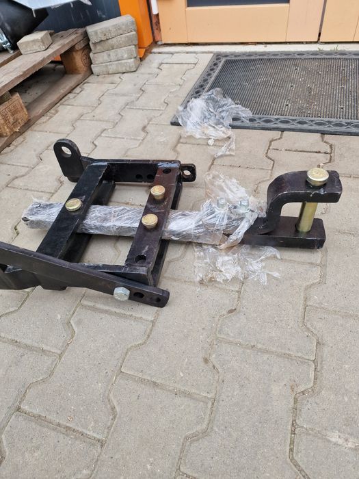 Dispozitiv cuplare remorca cu gura de Lup și bolt preț 850 lei se poat