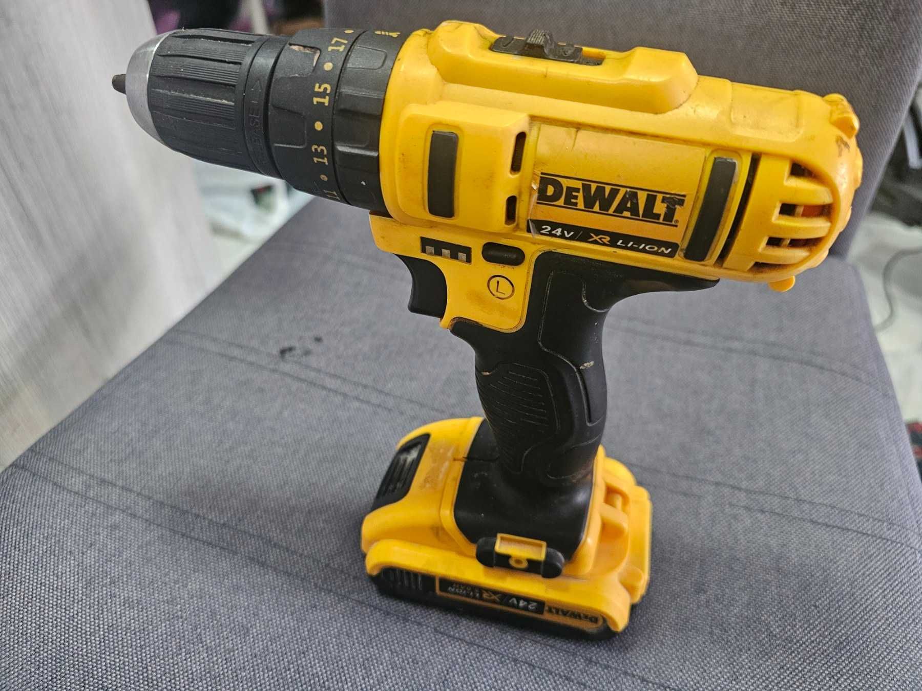 Ударен винтоверт DeWALT DCD771 (24V, 5AH)