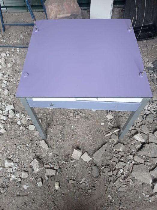 Продам столы в отличном состоянии