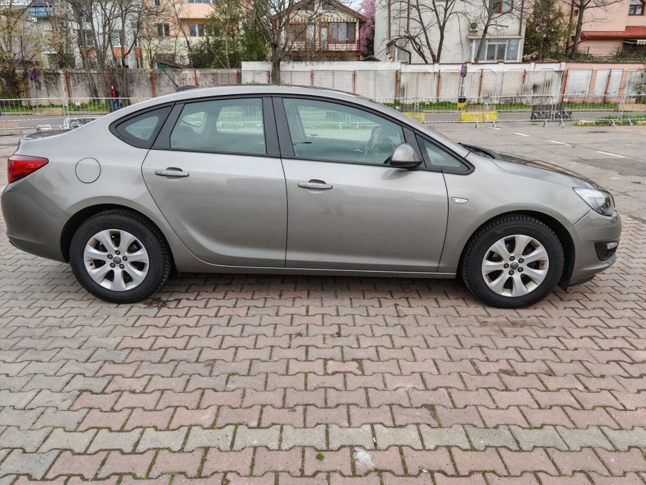 Vand Opel Astra J 2017  1.4 Turbo Benzina