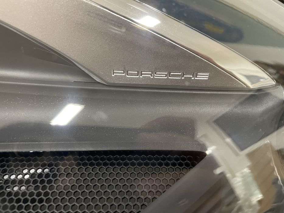 Full led десен фар за Porsche Macan 95B