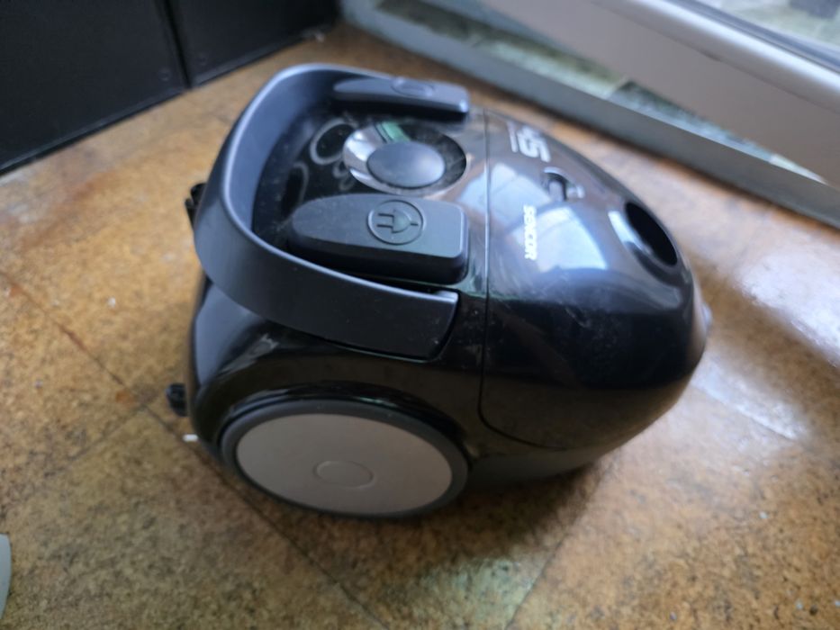 Продавам Прахосмукачка Sencor SVC45 BK