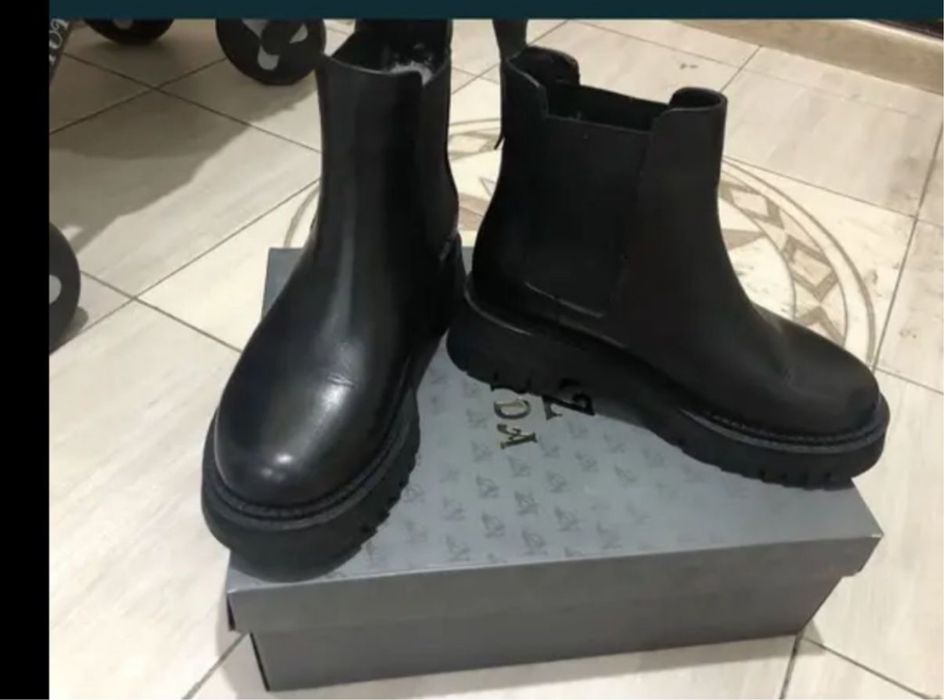 Продам зимние сапоги