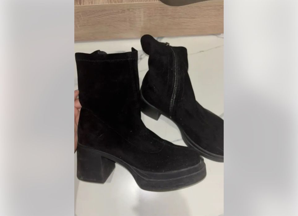 Весна-осень, р40, надевала один раз, город Астана