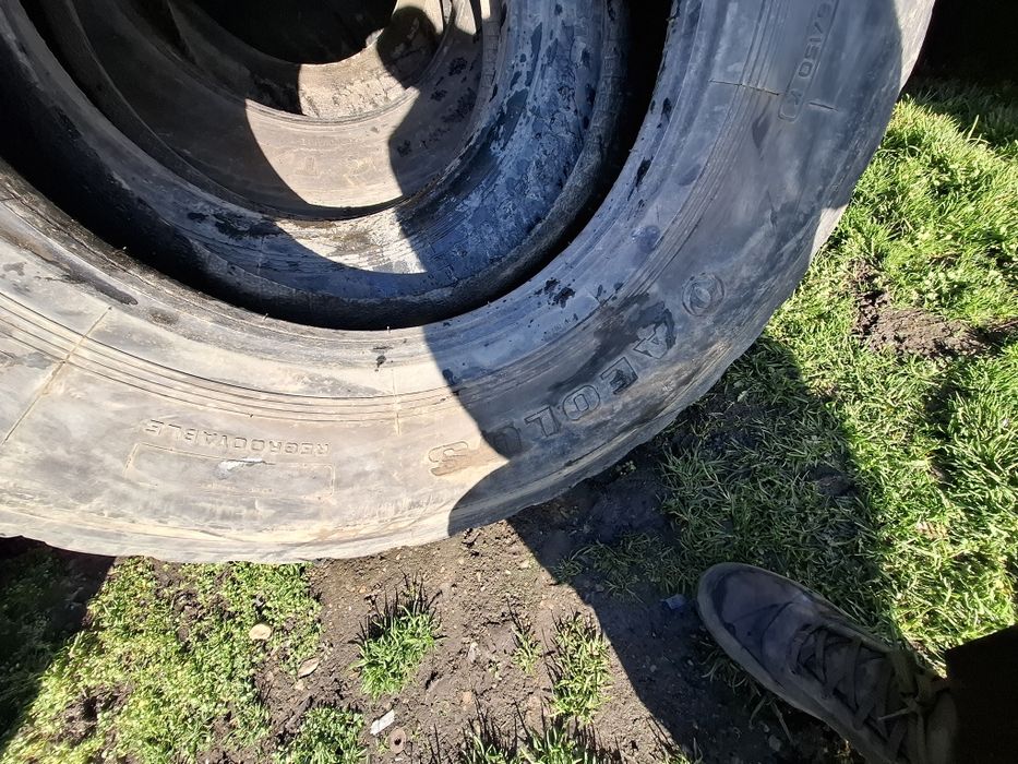 Vand 1 sau 2 anvelope 315 80 22.5 tracțiune bune