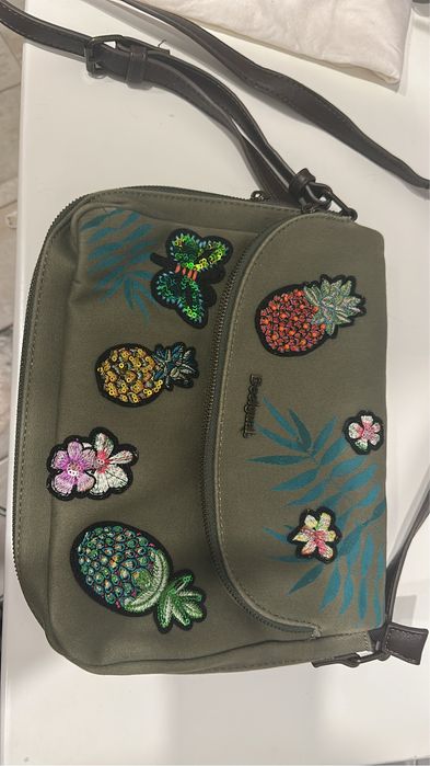 Дамски и мъжки раници,чанти,портмоне