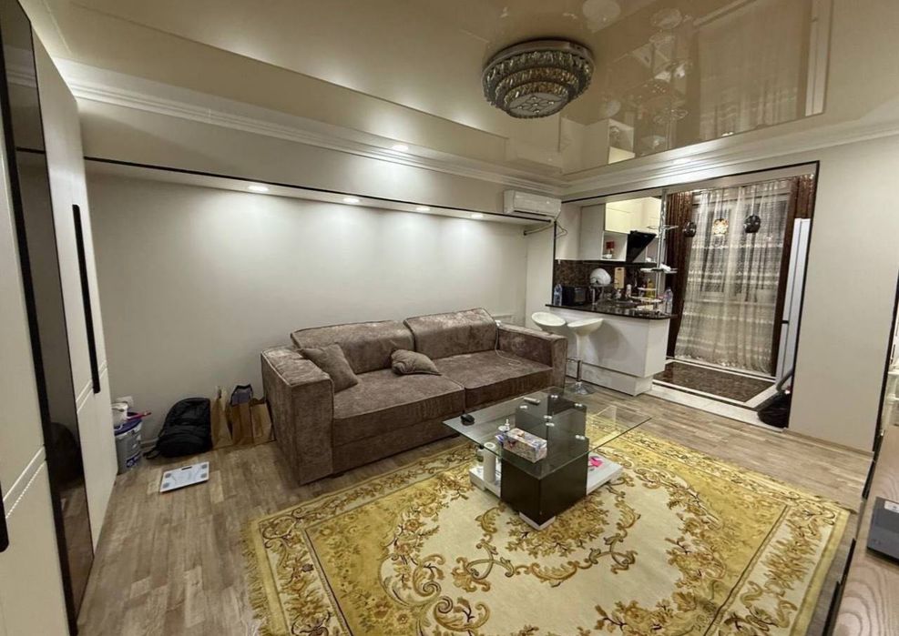 Квартира на Ц6-на Небе 1*2/2/4 общ пл 42м Евро с обстановкой