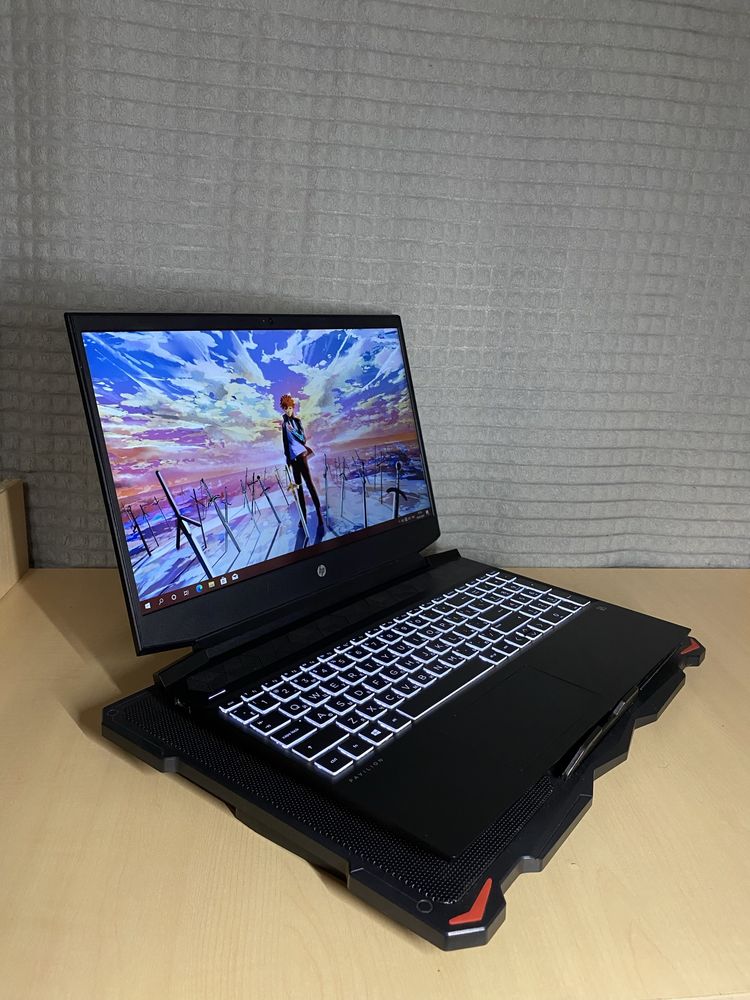 Мощный игровой ноутбук HP Pavilion gaming laptop