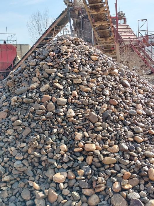 Nisip.chisai.pietris