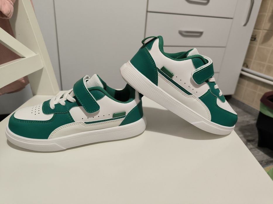 Adidași copii noi 32