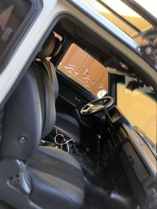 Срочно продаеться!Нива в идеальном состояний!!