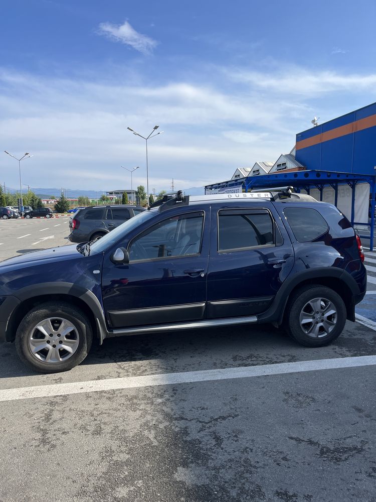 Vând Dacia duster 4*4! Km reali