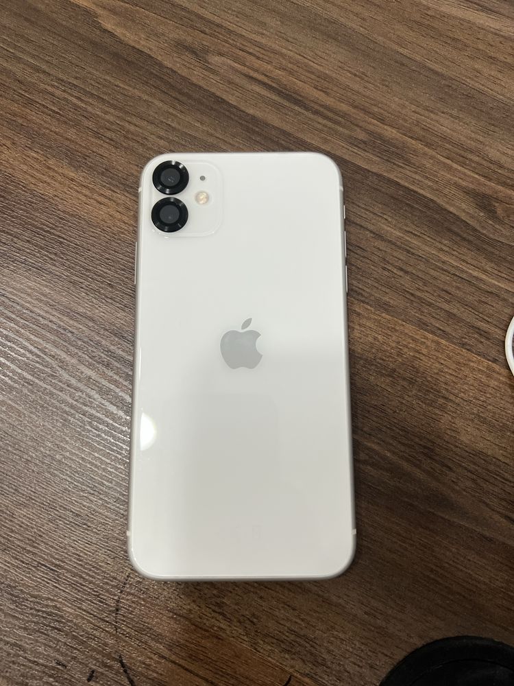 Продается IPhone 11