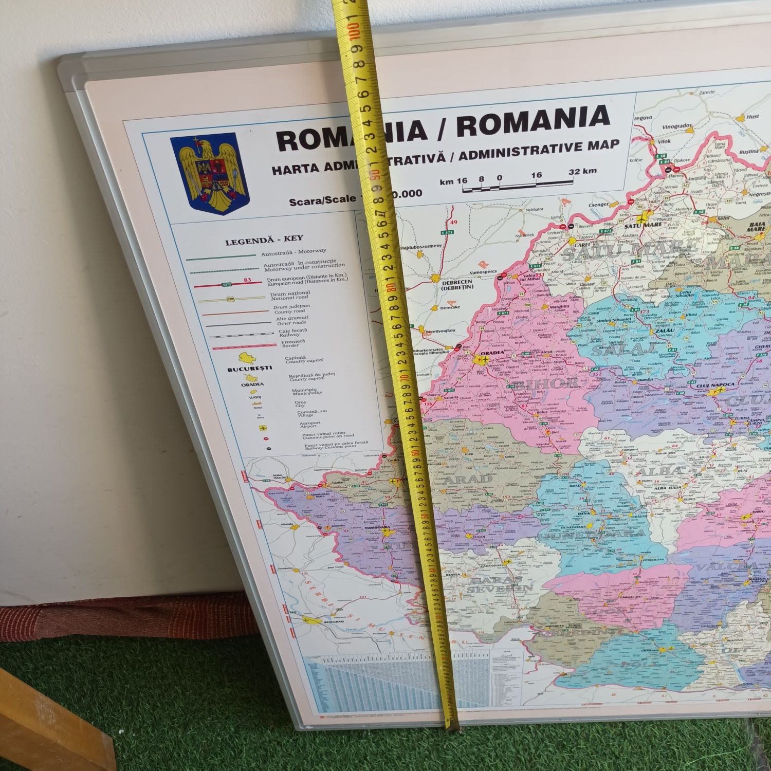 Harta administrativa a Romaniei, metalica. 100x140cm