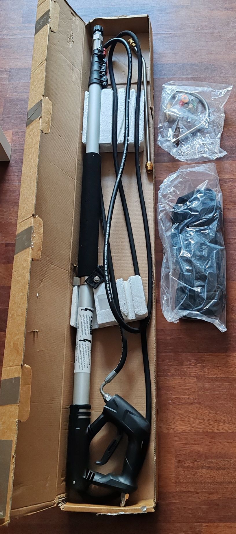 Vând lance telescopică pentru spălat cu presiune