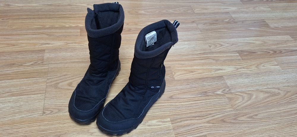 Vând adidasi  în stare foarte bună!