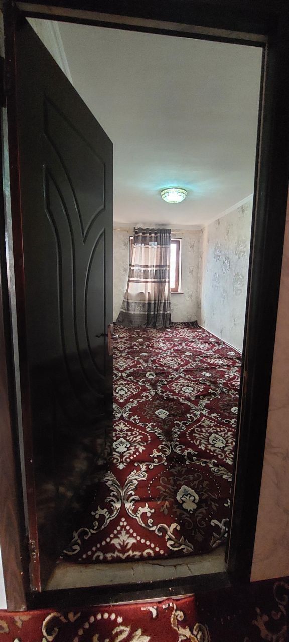 Продается квартира в городе Янгиюле.