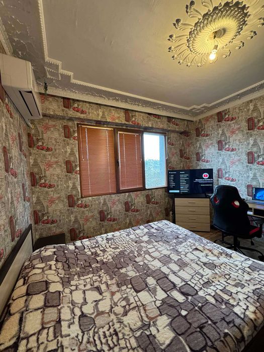 Продава се Тристаен апартамент в Търговище, Запад 2 - 70 кв.м за 1130 €/кв.м - Снимка #3