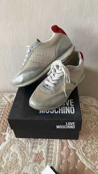 Ежедневни обувки #Moschino