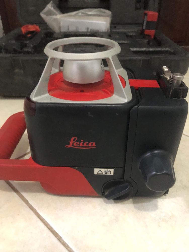 Nivela laser 360 grade Rotatova Leica Rotero 35 G