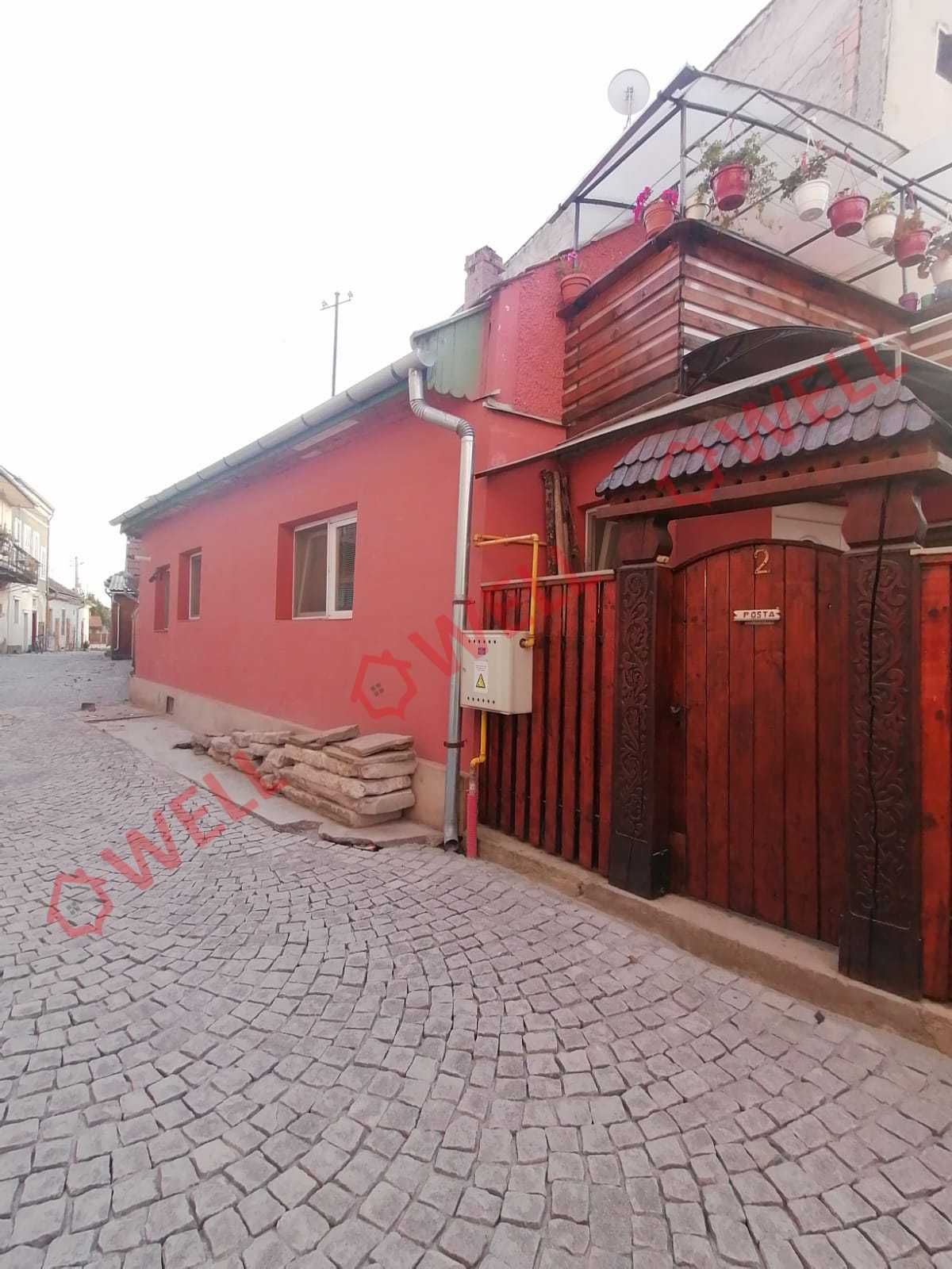 De vânzare casă de locuit în centrul orașului Târgu Secuiesc