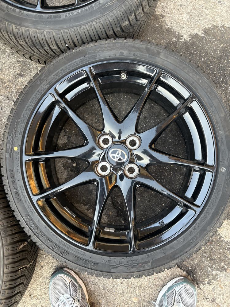 Toyota Yaris GR 4x100 17”