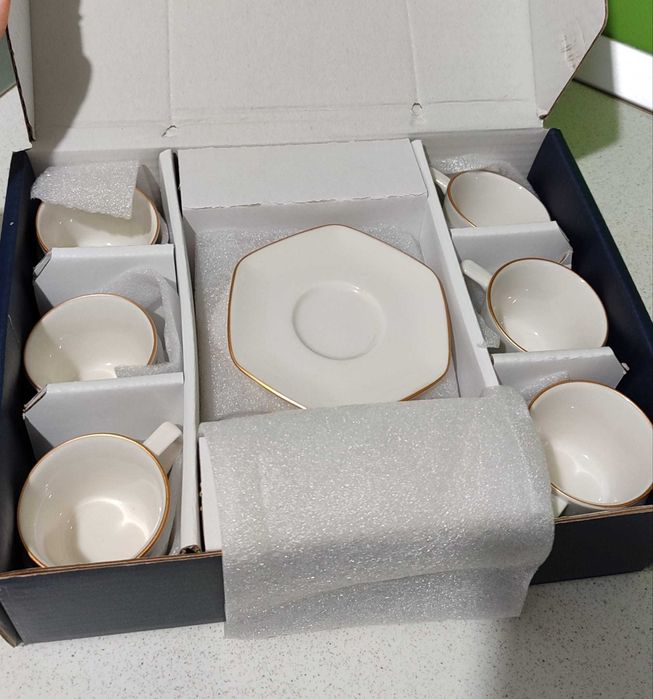 Set ceșcuțe și farfuriuțe pt espresso EnglishHome