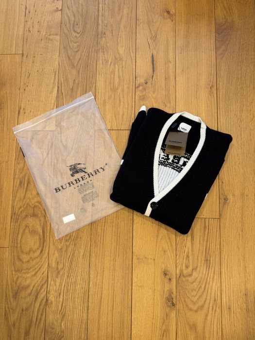 Burrbery пуловер S