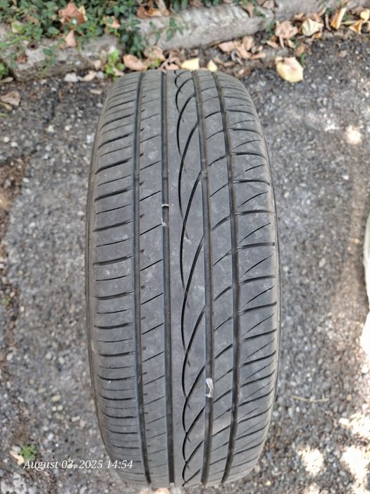 Vând anvelope vară Sumitomo, în stare foarte bună.