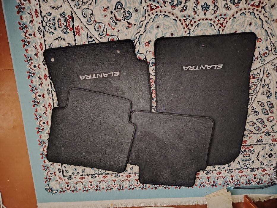 Полик Hyundai Elantra 2018-18