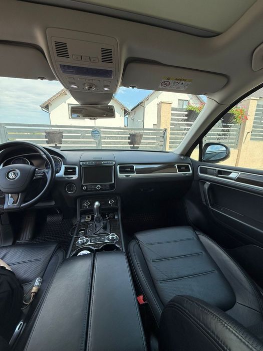 Vând VW Touareg 2014