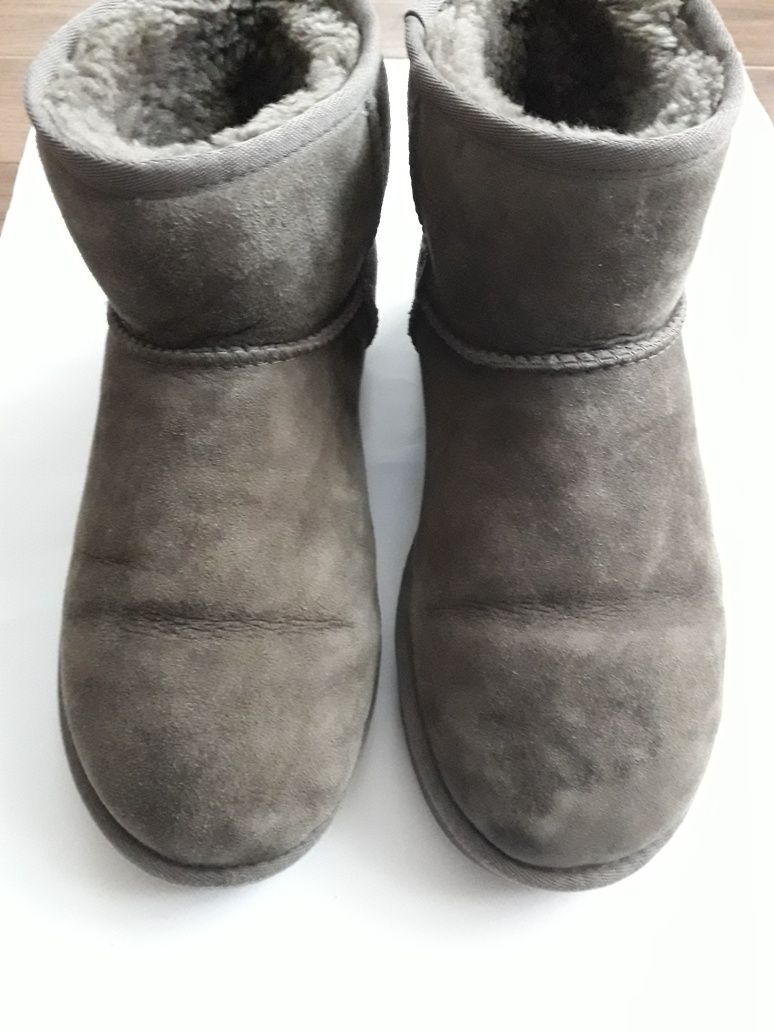 Cizme UGG classic mini II gri marimea 40 ORIGINALE