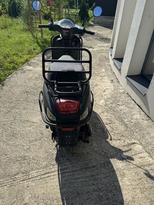 Vand scuter 49 cc Agm