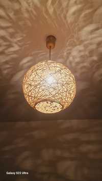 Продавам лампа за таван