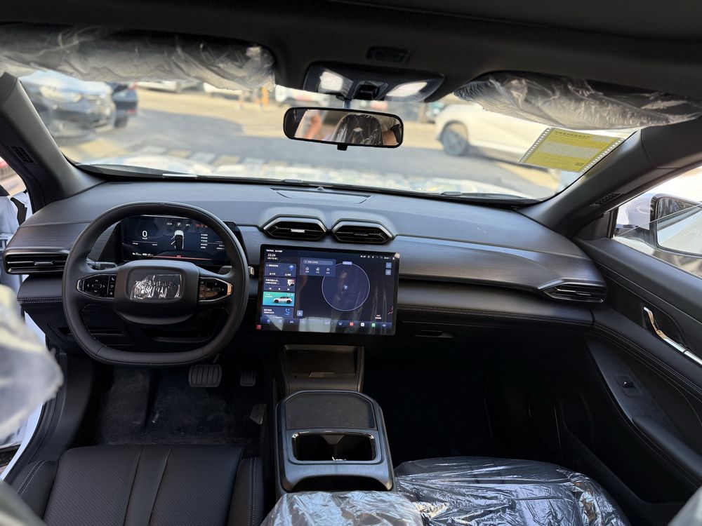 Dongfeng Aeolus L7 EV