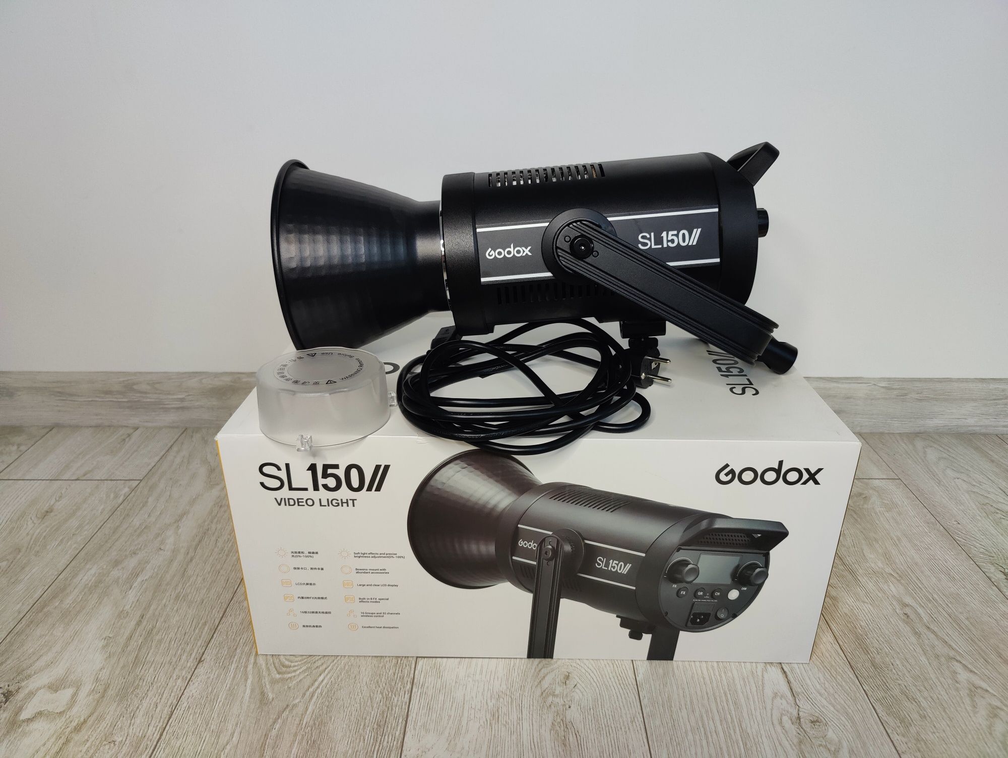 Godox SL-150W II Lampa LED Video 5600K Montura Bowens