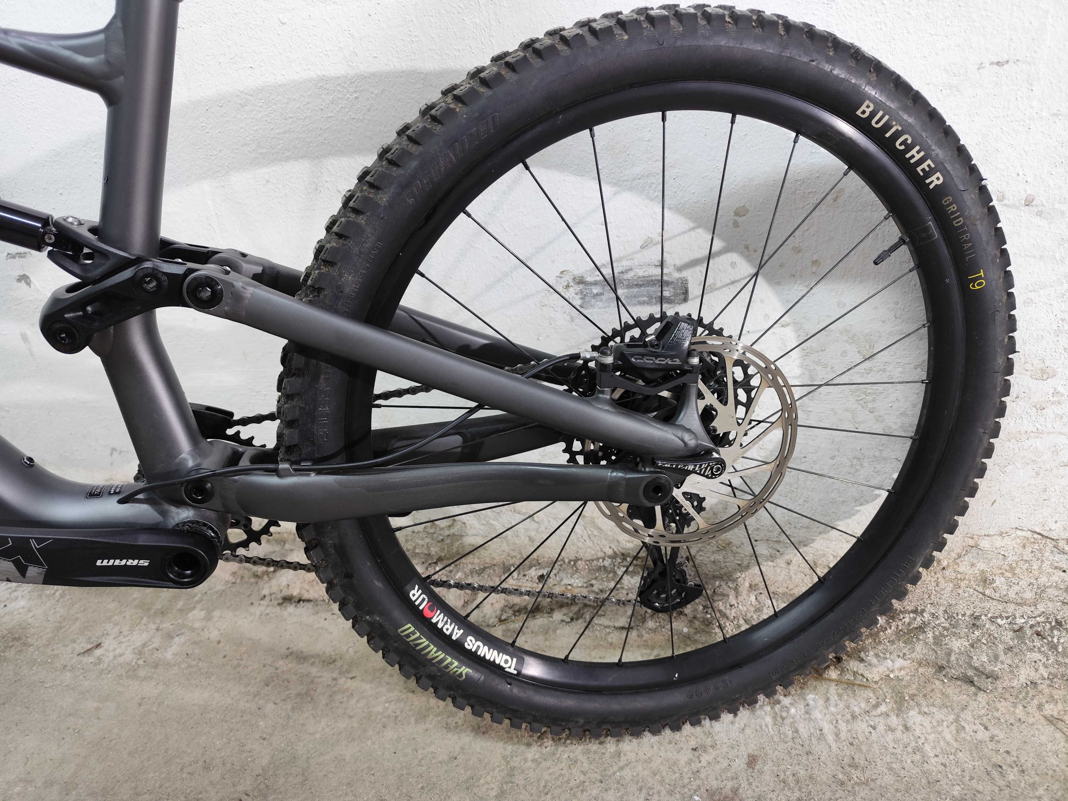 Specialized Status size M