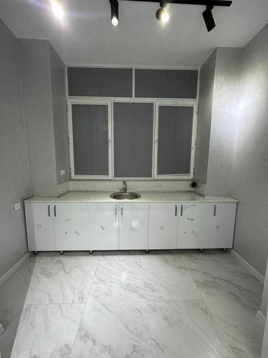 Офис 72м2 ул.Нукус (34136)