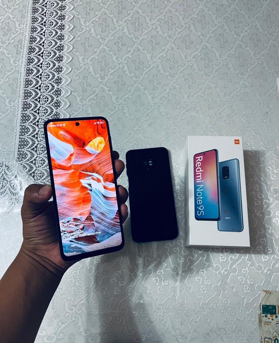 Продаю Redmi not 9S состояние как новый