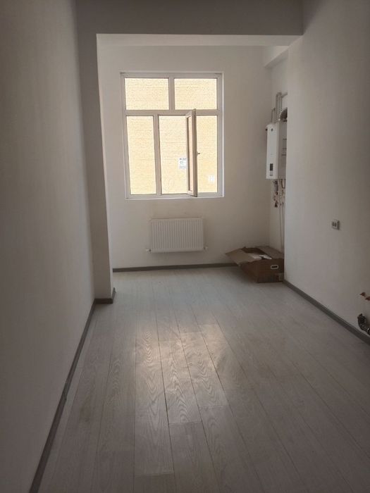 Янгийул шахар, ориентир Оазис аквапарк
Квартира сотилади 
Дуплекс 1-1