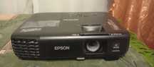 Продам Проектор Epson