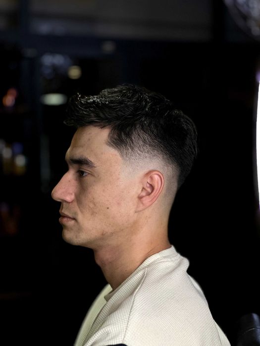 Мастер Лазиз стрижки по 100.000 опыт работы барберам 6 лет