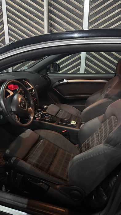 Vand audi a5 2.0 tfsi an 2010