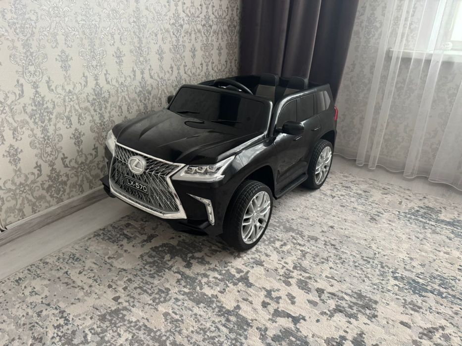 Продам машинку в отличном состоянии