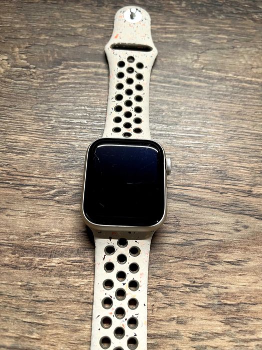 Apple Watch SE 2 41mm (+incarcator si cutie originala)