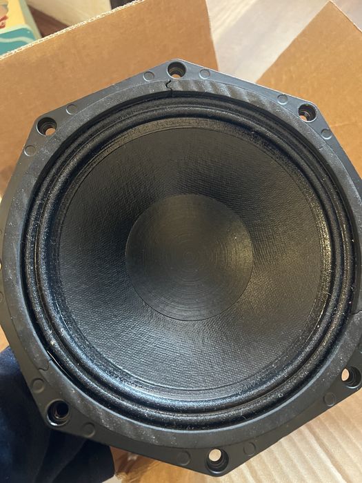 Difuzoare B&C 8NW51-16 ohm