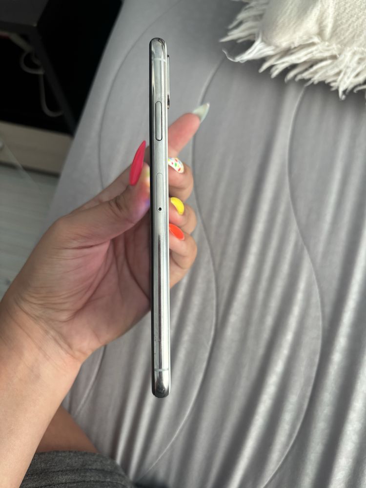 Изключително запазен Iphone Xs Max 512g