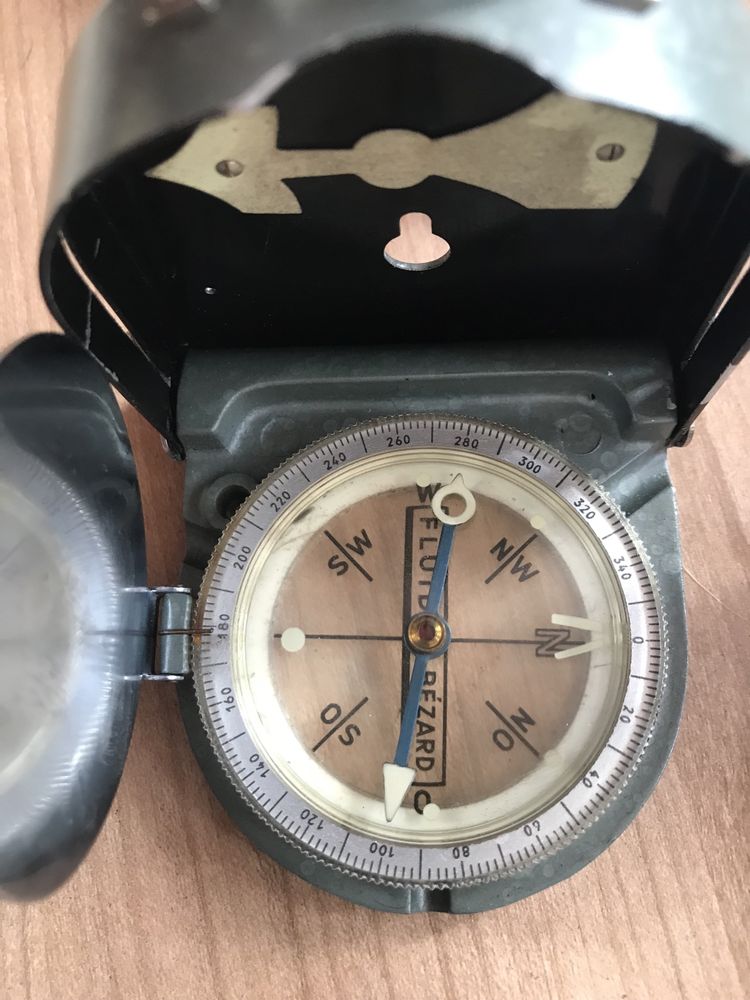 Busola veche ww2 Bezard